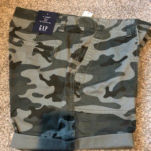 Gap shorts nwt - sz. 6